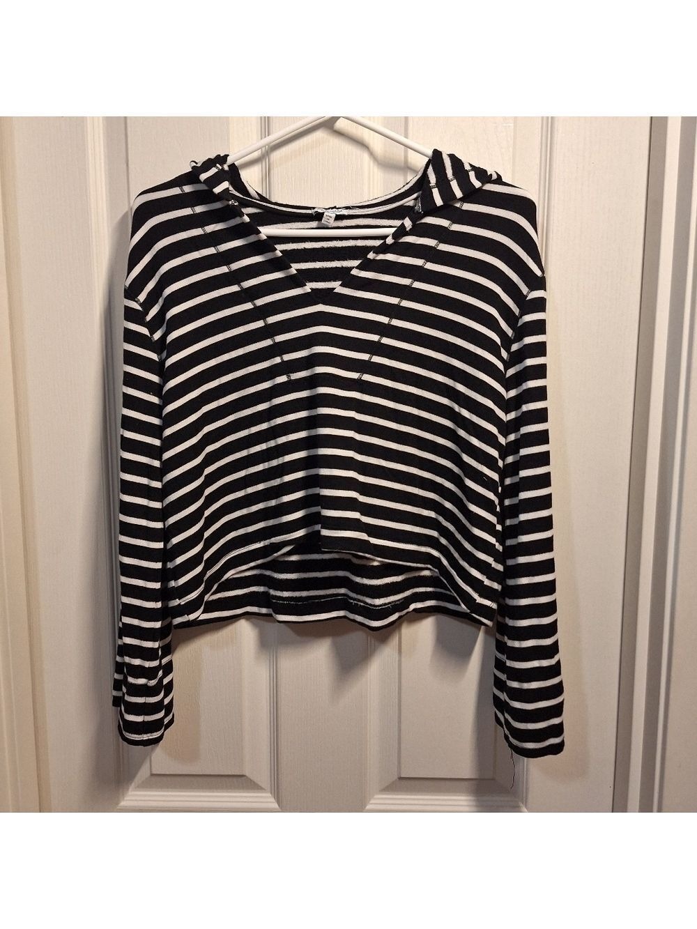 Splendid Black White Stripe Cropped Hoodie XS